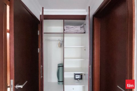 Квартира с 1 спальней в Дубай Марина, ОАЭ №140471 14