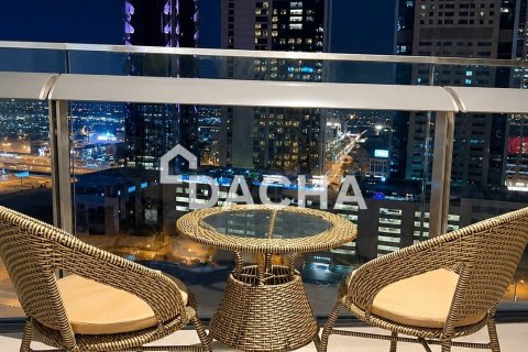 Квартира с 1 спальней в Burj Vista, ОАЭ №161248 12