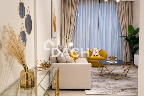 Квартира с 1 спальней в Burj Vista, ОАЭ №161248 3