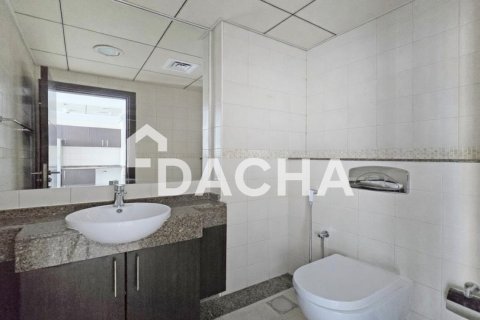Квартира с 1 спальней в Bay Central, ОАЭ №161245 10