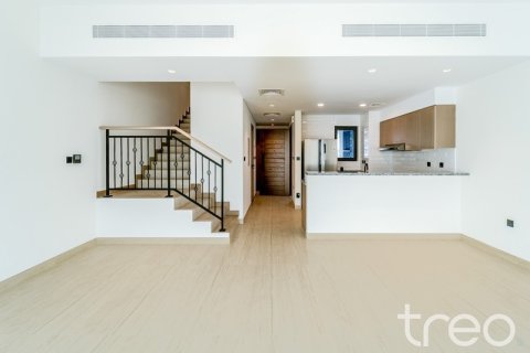 3 bedrooms Townhouse in Damac Lagoons, UAE No. 186689 9