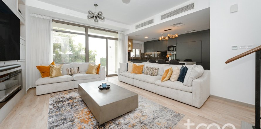 3 غرف نوم تاون هاوس في Noor Townhouses, الإمارات العربية المتحدة رقم 188073