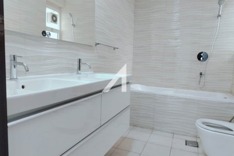 Villa de 4 dormitorios  No. 124791 24