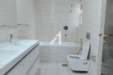 Villa de 4 dormitorios  No. 124791 22