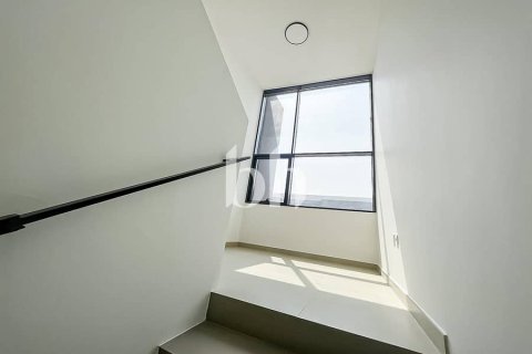 Townhouse de 2 dormitorios  No. 113230 30