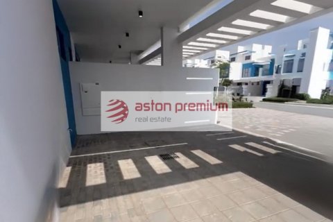 Townhouse de 5 dormitorios en Damac Lagoons, UAE No. 148048 14