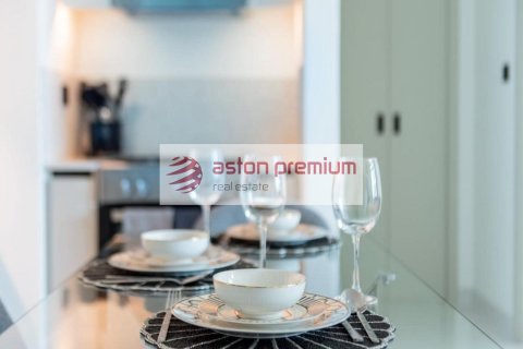 1 bedroom Apartment in EMAAR Beachfront, UAE No. 148053 25