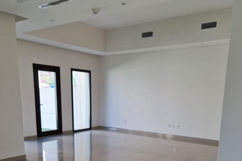 Commercial property de 3 dormitorios en Al Salam Street, UAE No. 79919 11