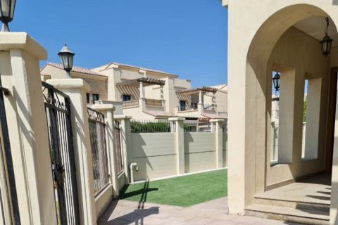 Commercial property de 3 dormitorios en Al Salam Street, UAE No. 79919 7