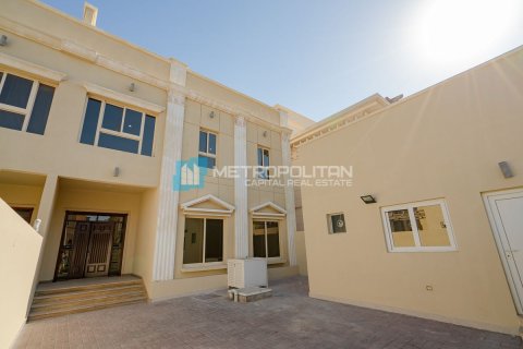 Commercial property de 4 dormitorios en Al Nahyan Camp, UAE No. 79905 15