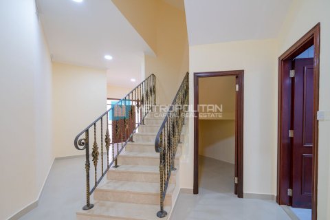Commercial property de 4 dormitorios en Al Nahyan Camp, UAE No. 79905 9