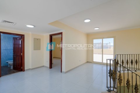 Commercial property de 4 dormitorios en Al Nahyan Camp, UAE No. 79905 10
