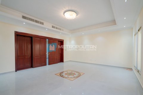 Commercial property de 4 dormitorios en Al Nahyan Camp, UAE No. 79905 7