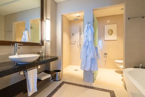 Apartment de 3 dormitorios en The Marina, UAE No. 79918 22