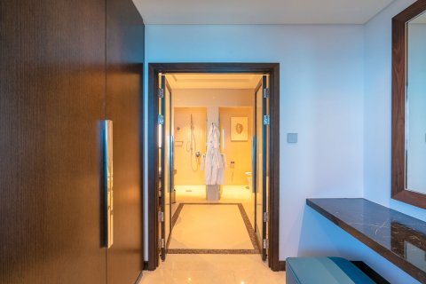 Apartment de 3 dormitorios en The Marina, UAE No. 79918 21
