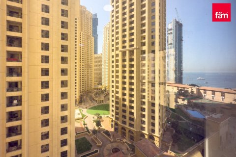 3 bedrooms Apartment in Dubai, UAE No. 210122 6