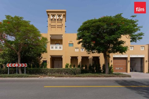 Villa de 5 chambres à Al Furjan, UAE No. 100083 1