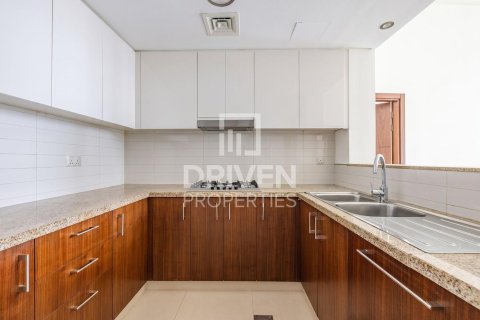 2 bedrooms Apartment in Burj Vista, UAE No. 206717 5