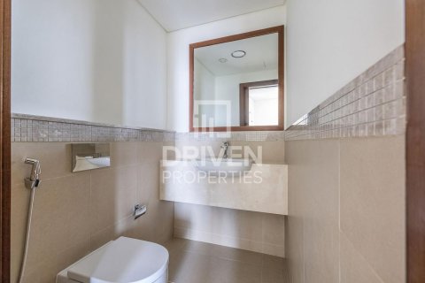 2 bedrooms Apartment in Burj Vista, UAE No. 206717 12