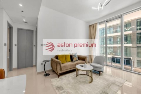 Квартира с 1 спальней в EMAAR Beachfront, ОАЭ №208015 4