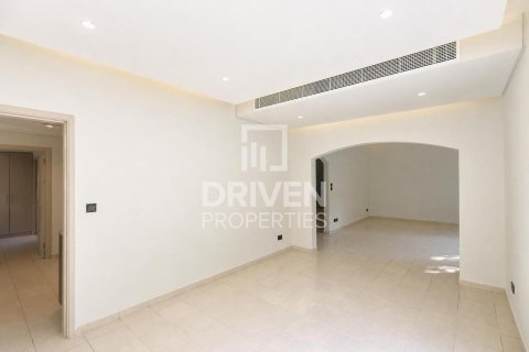 3 غرف نوم فيلا في Meadows, الإمارات العربية المتحدة رقم 204771