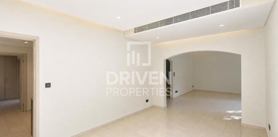 3 غرف نوم فيلا في Meadows, الإمارات العربية المتحدة رقم 204771