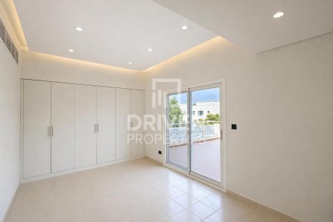 3 غرف نوم فيلا في Meadows, الإمارات العربية المتحدة رقم 204771 12