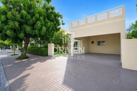 3 غرف نوم فيلا في Meadows, الإمارات العربية المتحدة رقم 204771 25