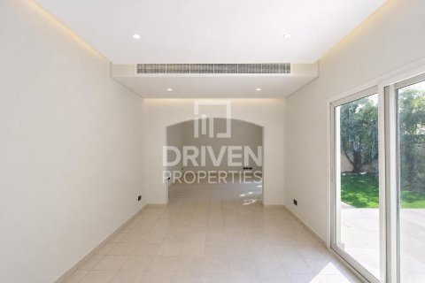 3 غرف نوم فيلا في Meadows, الإمارات العربية المتحدة رقم 204771 4