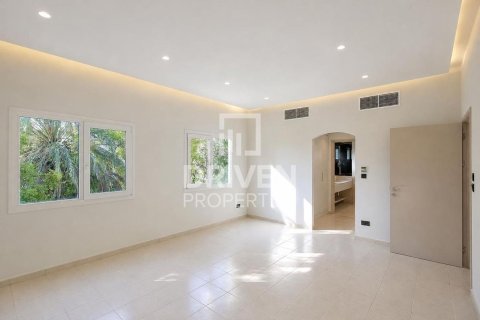 3 غرف نوم فيلا في Meadows, الإمارات العربية المتحدة رقم 204771 10