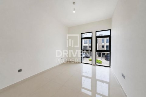 4 غرف نوم فيلا في دبي, الإمارات العربية المتحدة رقم 204776 8