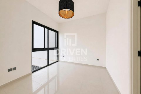 4 غرف نوم فيلا في دبي, الإمارات العربية المتحدة رقم 204776 10