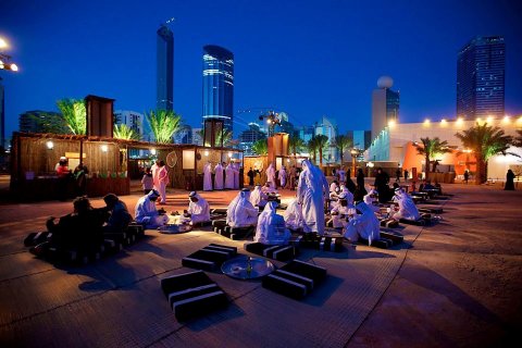 3159m² Building in Airport Road, UAE No. 89951 4