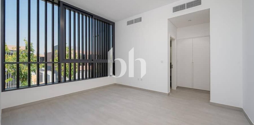 Вилла с 5 спальнями  №113307