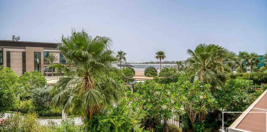Вилла с 5 спальнями в Jumeirah Bay Island, ОАЭ №194245