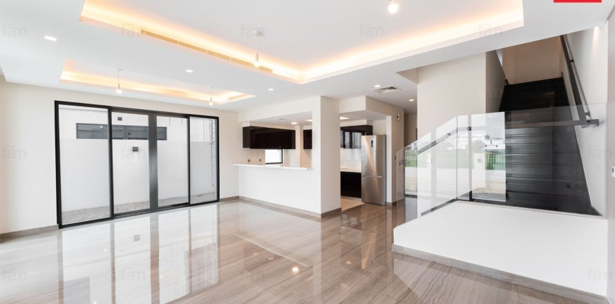 Villa de 6 chambres à Dubai, UAE No. 140249