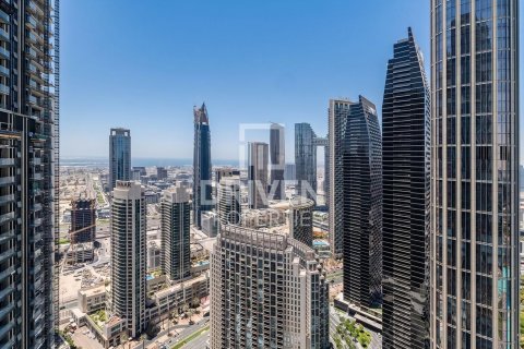 Apartment de 2 dormitorios en Opera District, UAE No. 202766 12