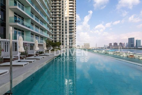 Квартира с 3 спальнями в EMAAR Beachfront, ОАЭ №192682 20