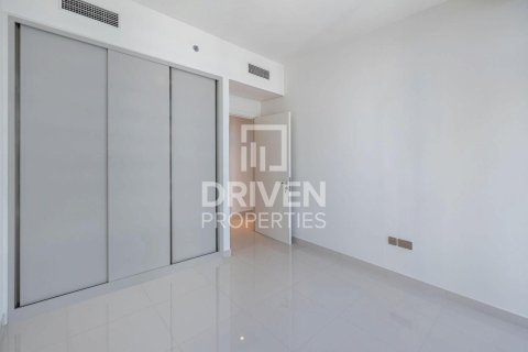 Квартира с 3 спальнями в EMAAR Beachfront, ОАЭ №192682 10