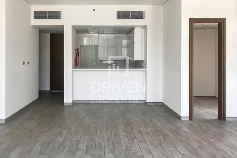2 bedrooms Apartment in Business Bay, UAE No. 198757 4