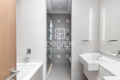 2 bedrooms Apartment in Business Bay, UAE No. 198757 11
