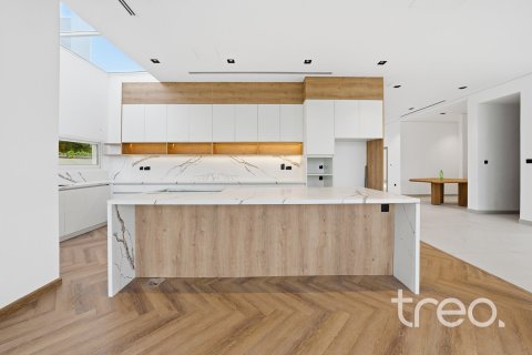6 bedrooms Villa in Jumeirah Park, UAE No. 173793 7