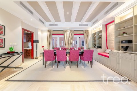 Villa de 5 dormitorios en Arabian Ranches, UAE No. 173789 9