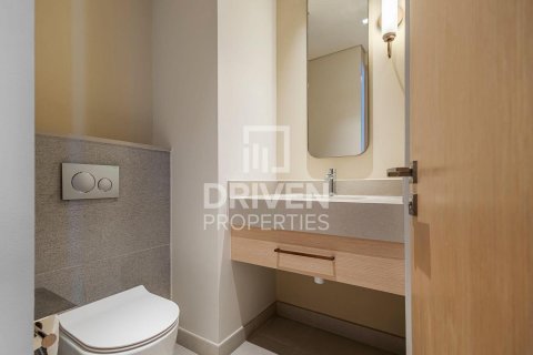 Квартира с 2 спальнями в Vida Residences Dubai Mall, ОАЭ №193604 6
