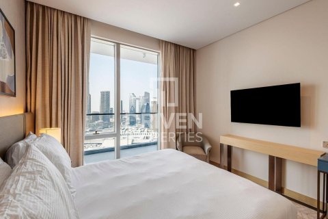 Квартира с 2 спальнями в Vida Residences Dubai Mall, ОАЭ №193604 3