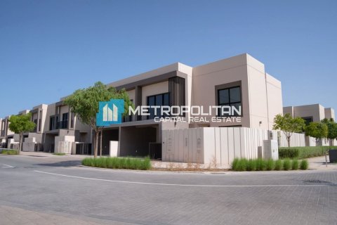 Таунхаус с 3 спальнями на Остров Яс, ОАЭ №135035