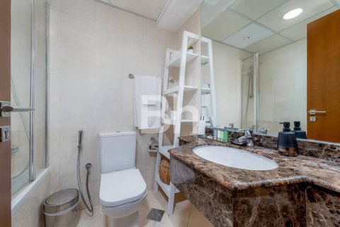 Apartment de 2 dormitorios en Dubai Marina, UAE No. 91900 9