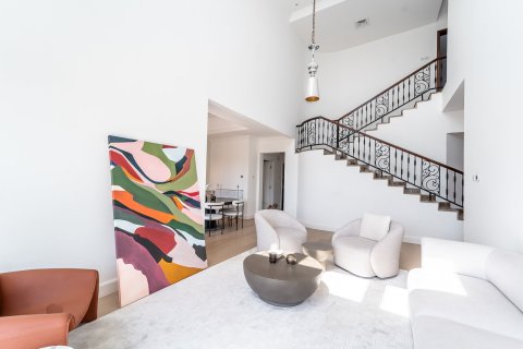 Villa de 4 dormitorios en Jumeirah Islands, UAE No. 210413 6