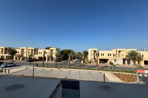 2 bedrooms Townhouse in Ras Al Khaimah, UAE No. 183653 19