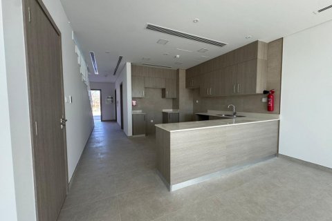 2 bedrooms Townhouse in Ras Al Khaimah, UAE No. 183653 3